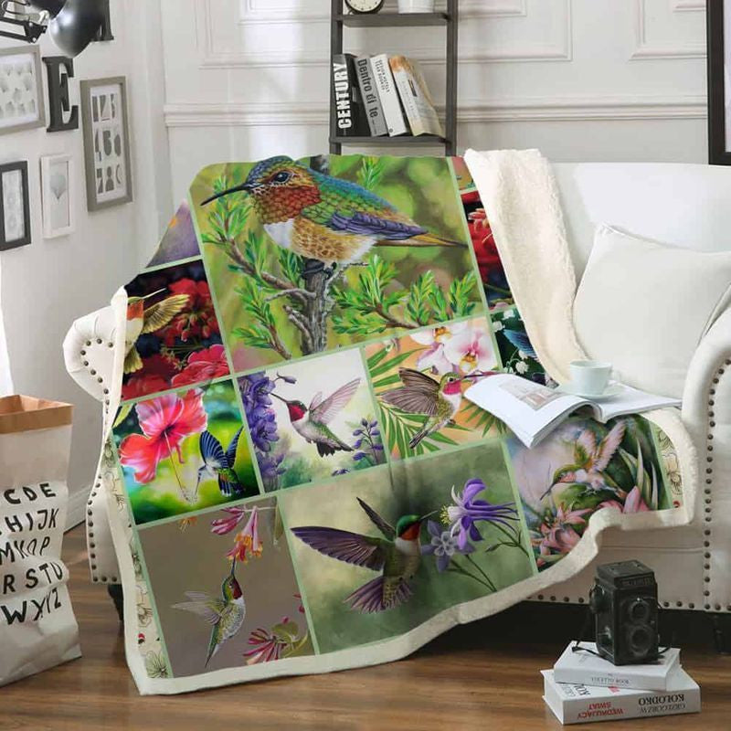 Hummingbird Comfy Sofa - All Over Fleece Throw Blanket